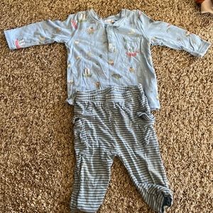 Super soft angel dear outfit 6-12 mos